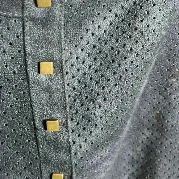 Chico’s women’s size 2 beautiful blue blazer. - Picture 3 of 6